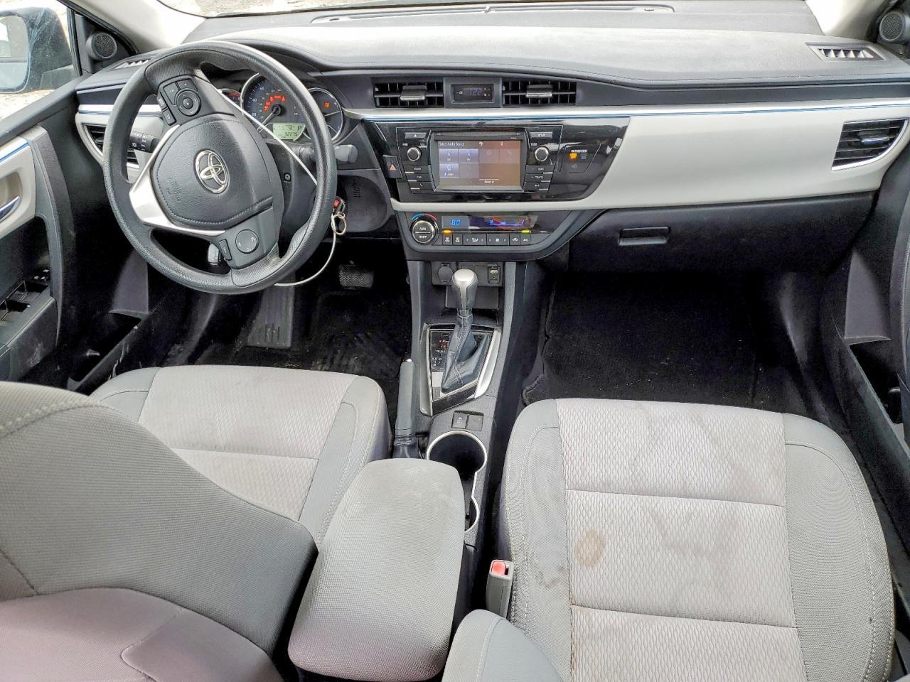 2015 TOYOTA COROLLA