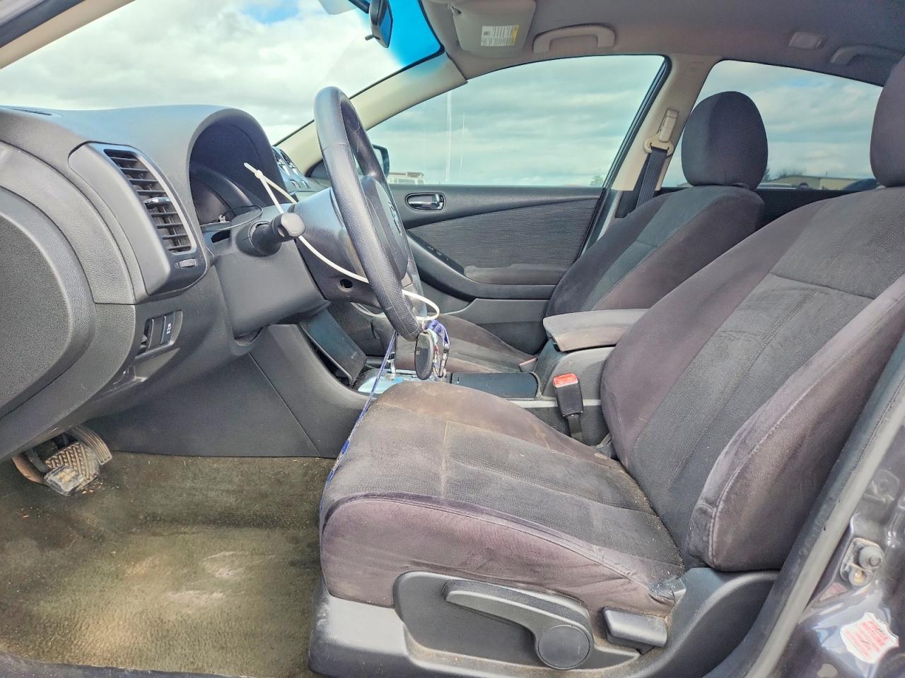 2012 NISSAN ALTIMA