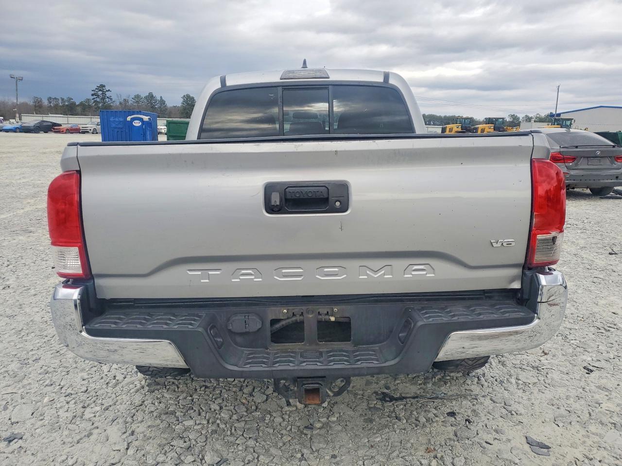 2016 TOYOTA TACOMA