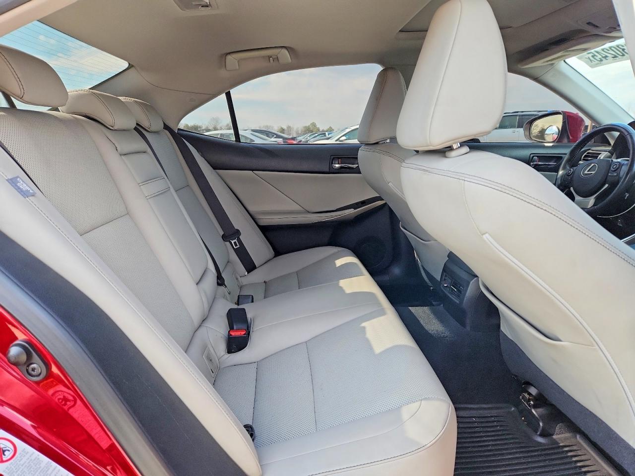 2015 LEXUS IS 250