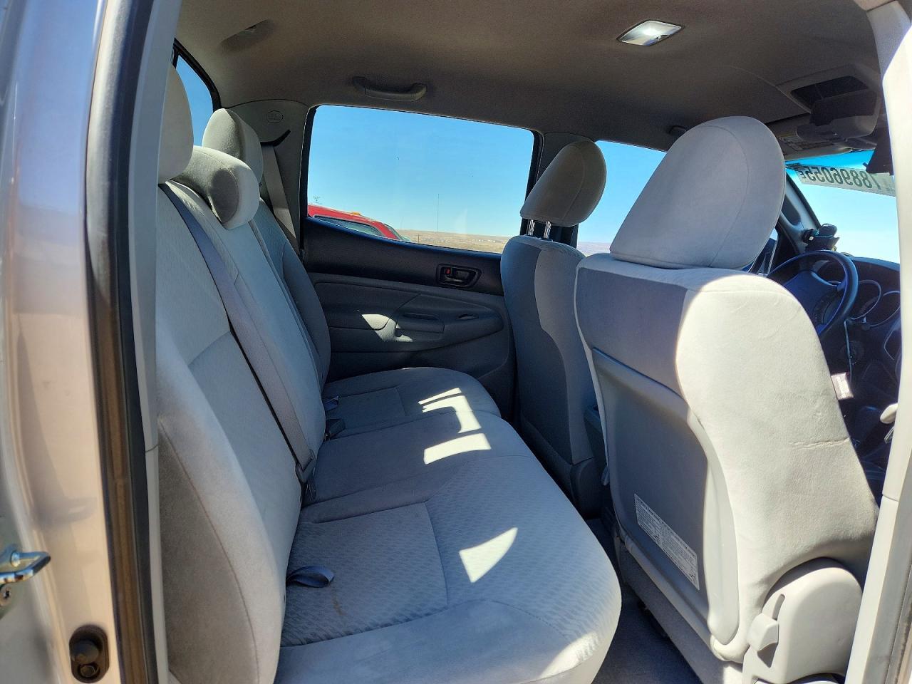 2011 TOYOTA TACOMA