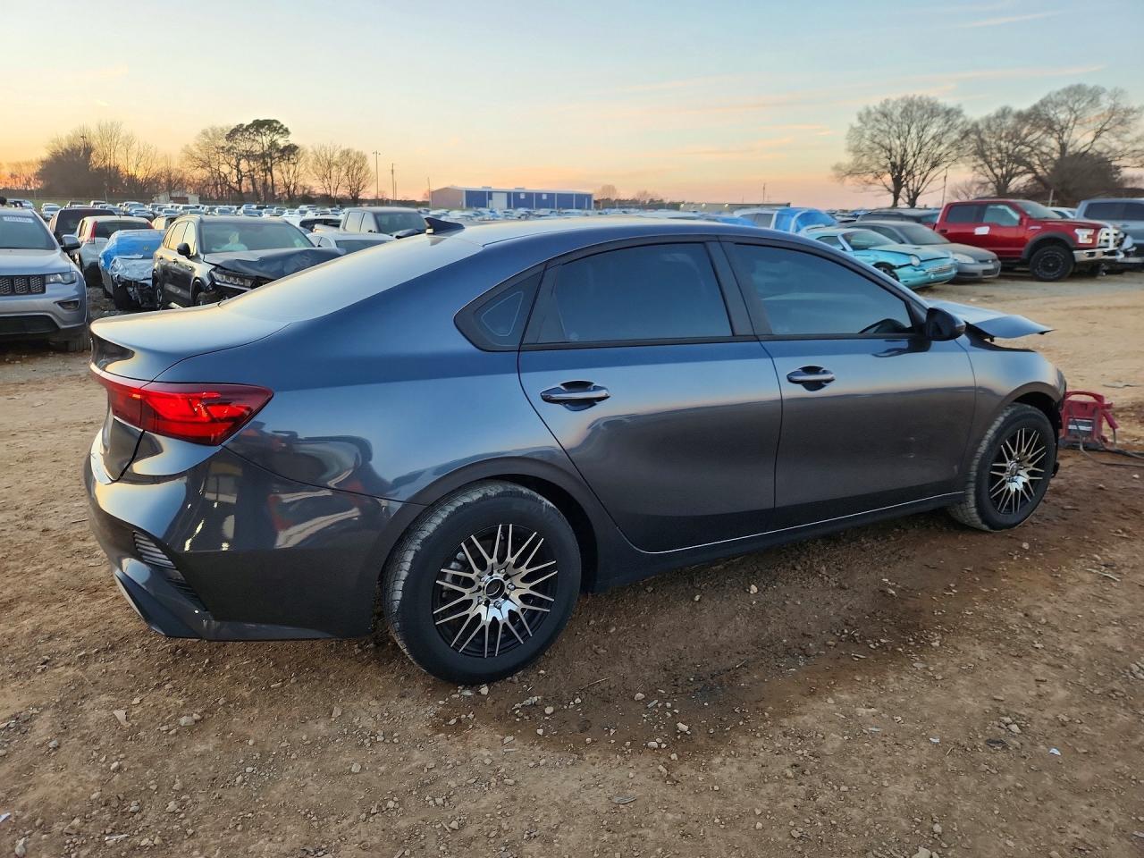2022 KIA FORTE