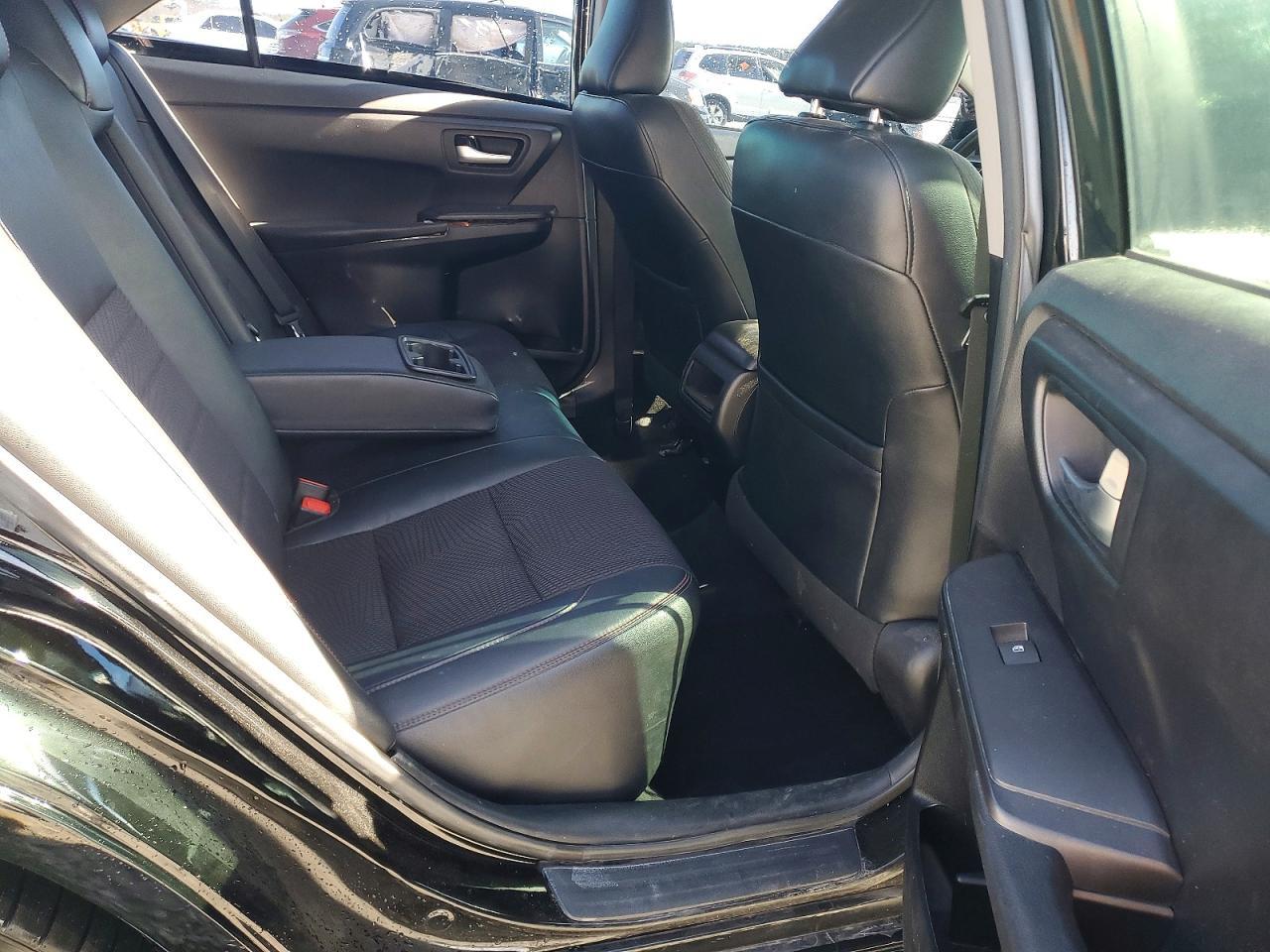 2017 TOYOTA CAMRY