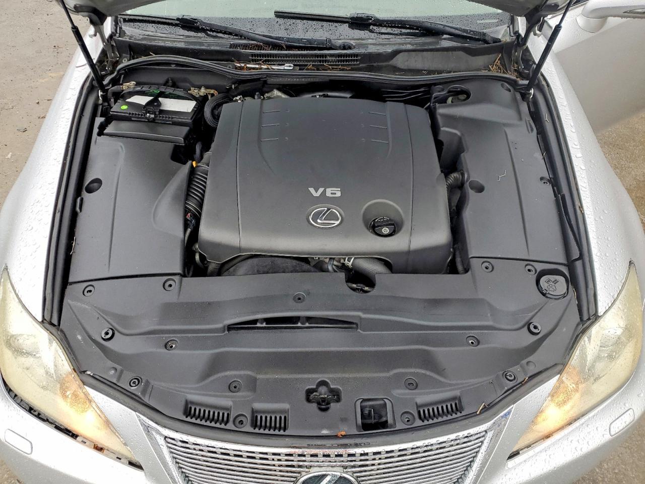 2010 LEXUS IS 250