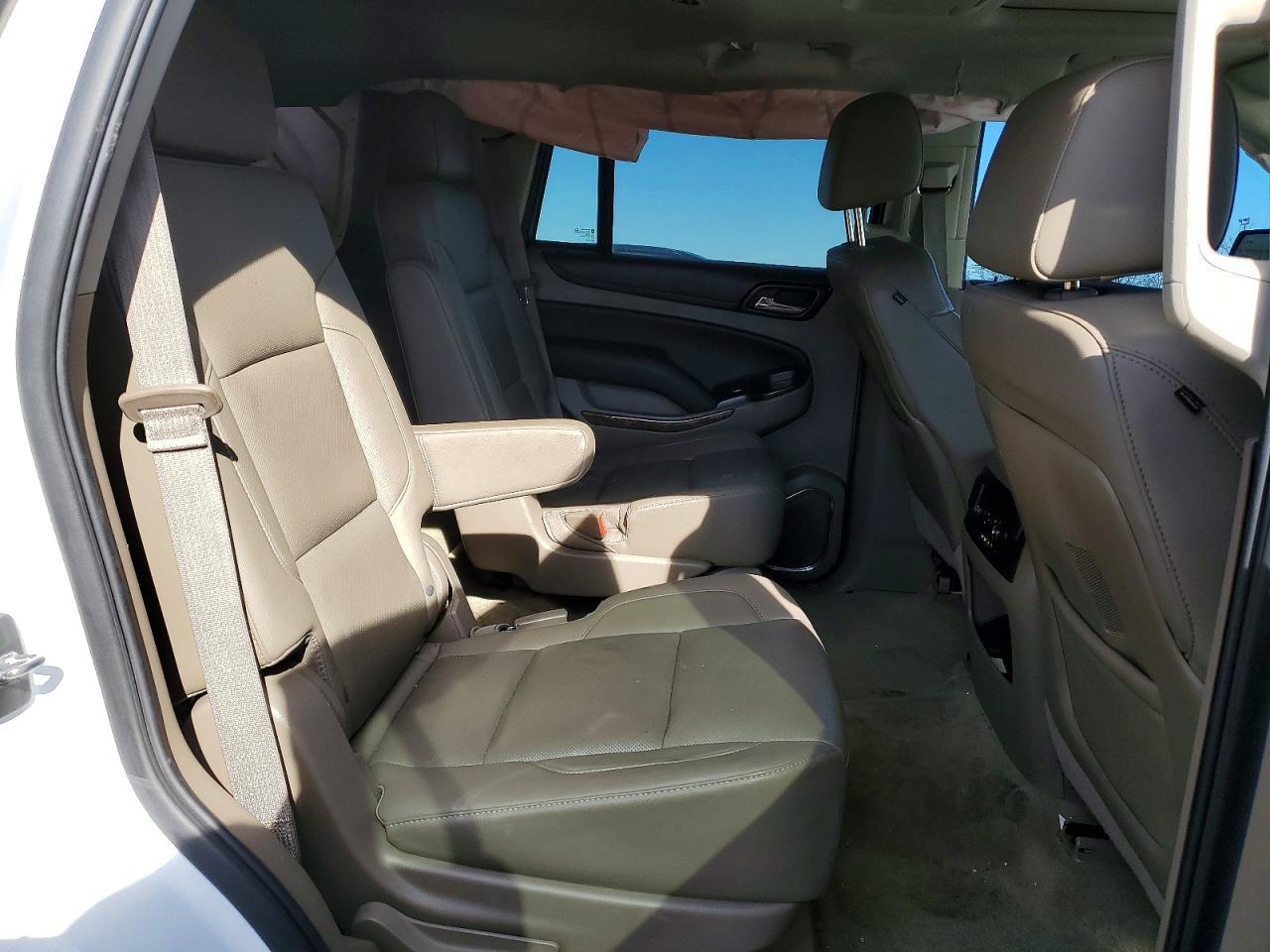 2016 CHEVROLET Tahoe