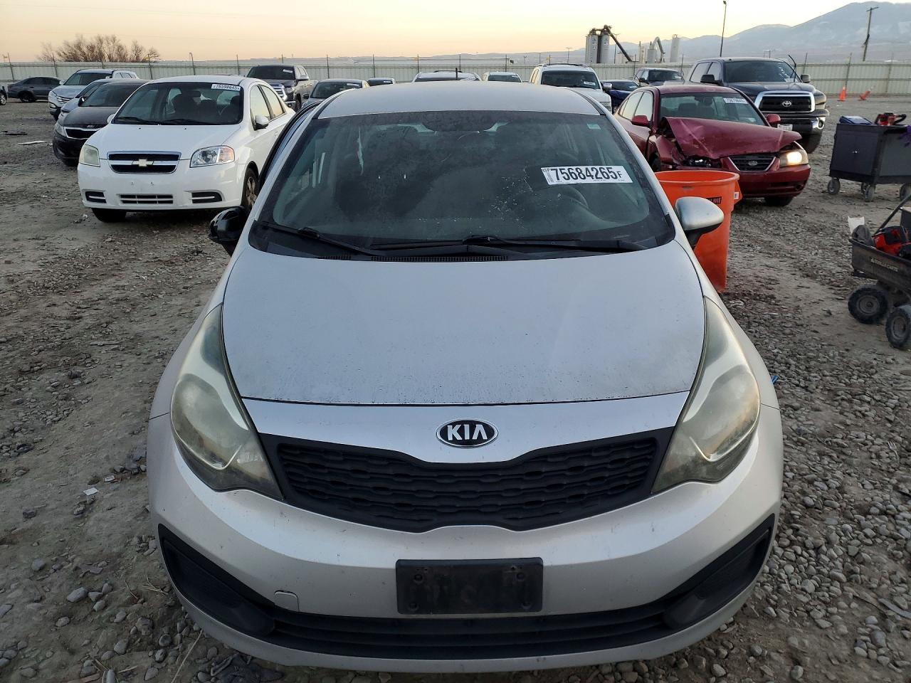2015 KIA RIO