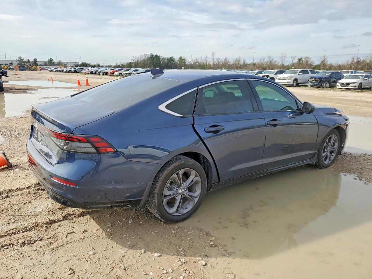 2025 HONDA ACCORD