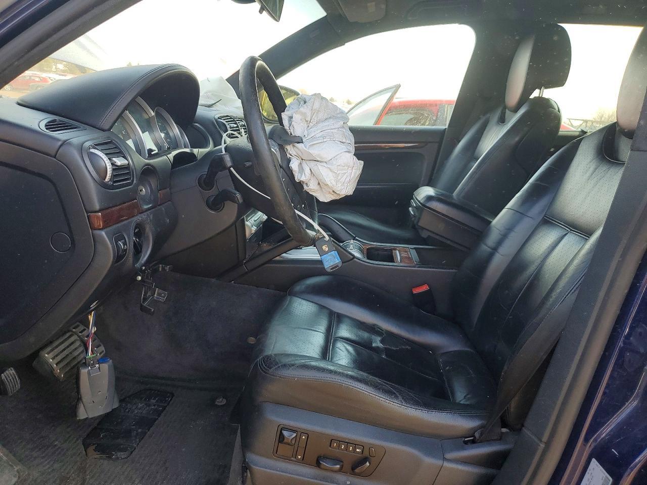 2005 PORSCHE CAYENNE