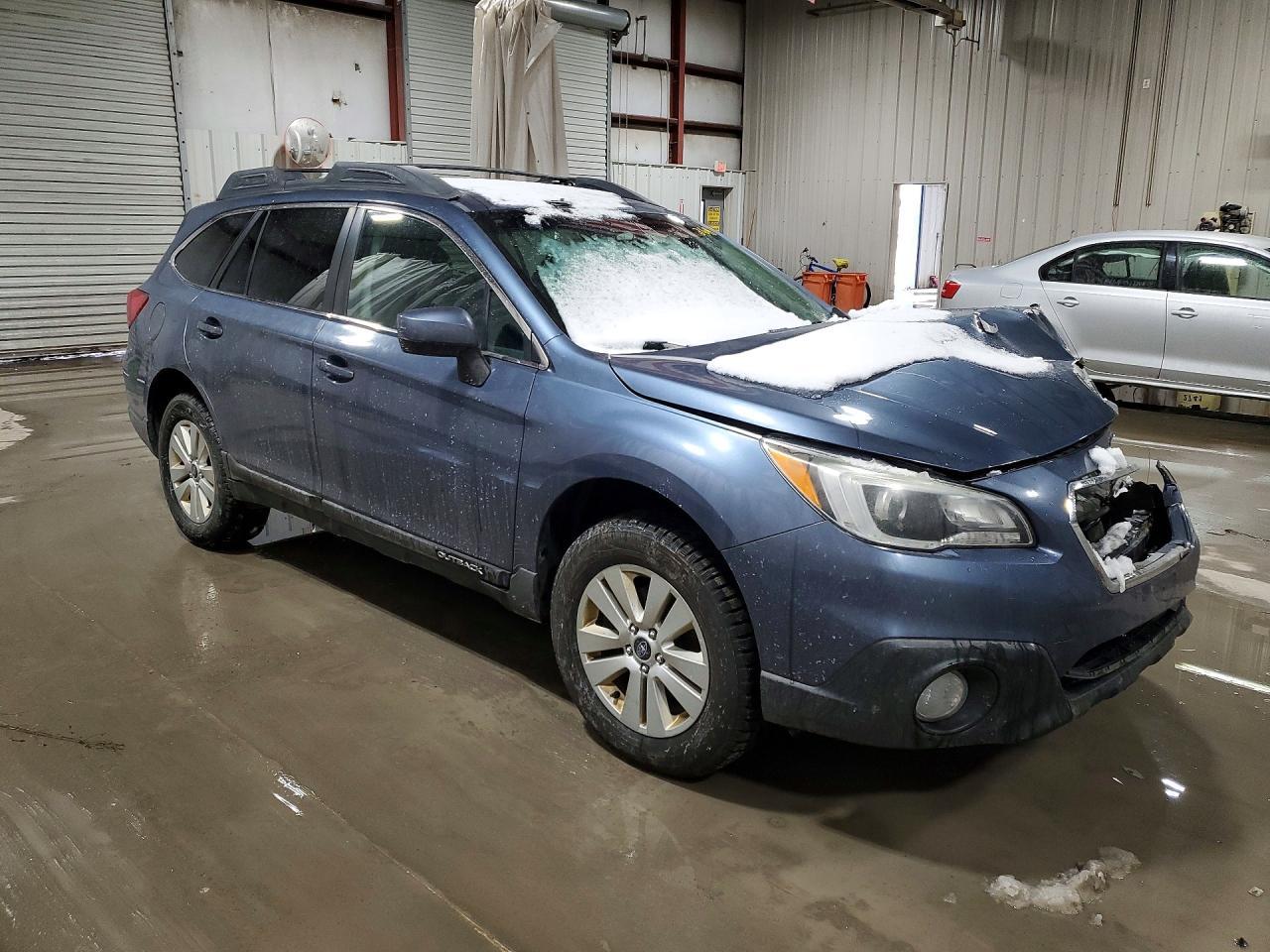 2015 SUBARU Outback
