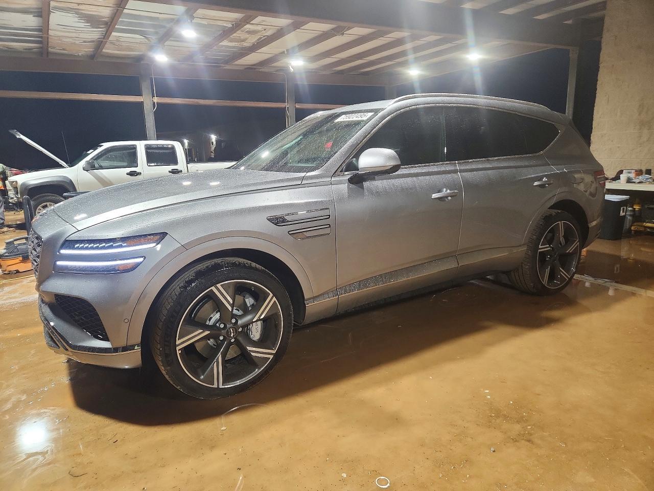 2025 GENESIS GV80