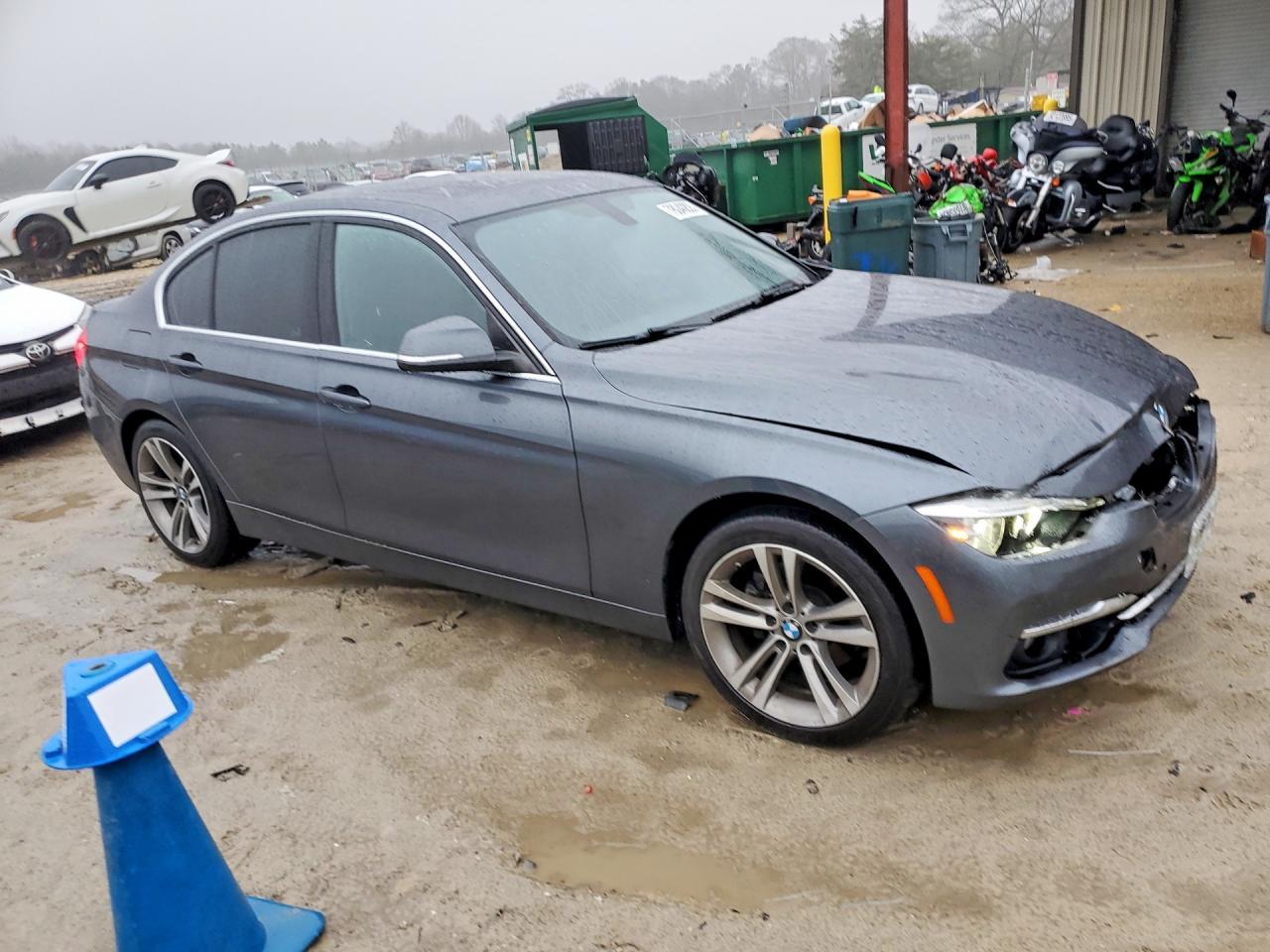 2017 BMW 3 SERIES