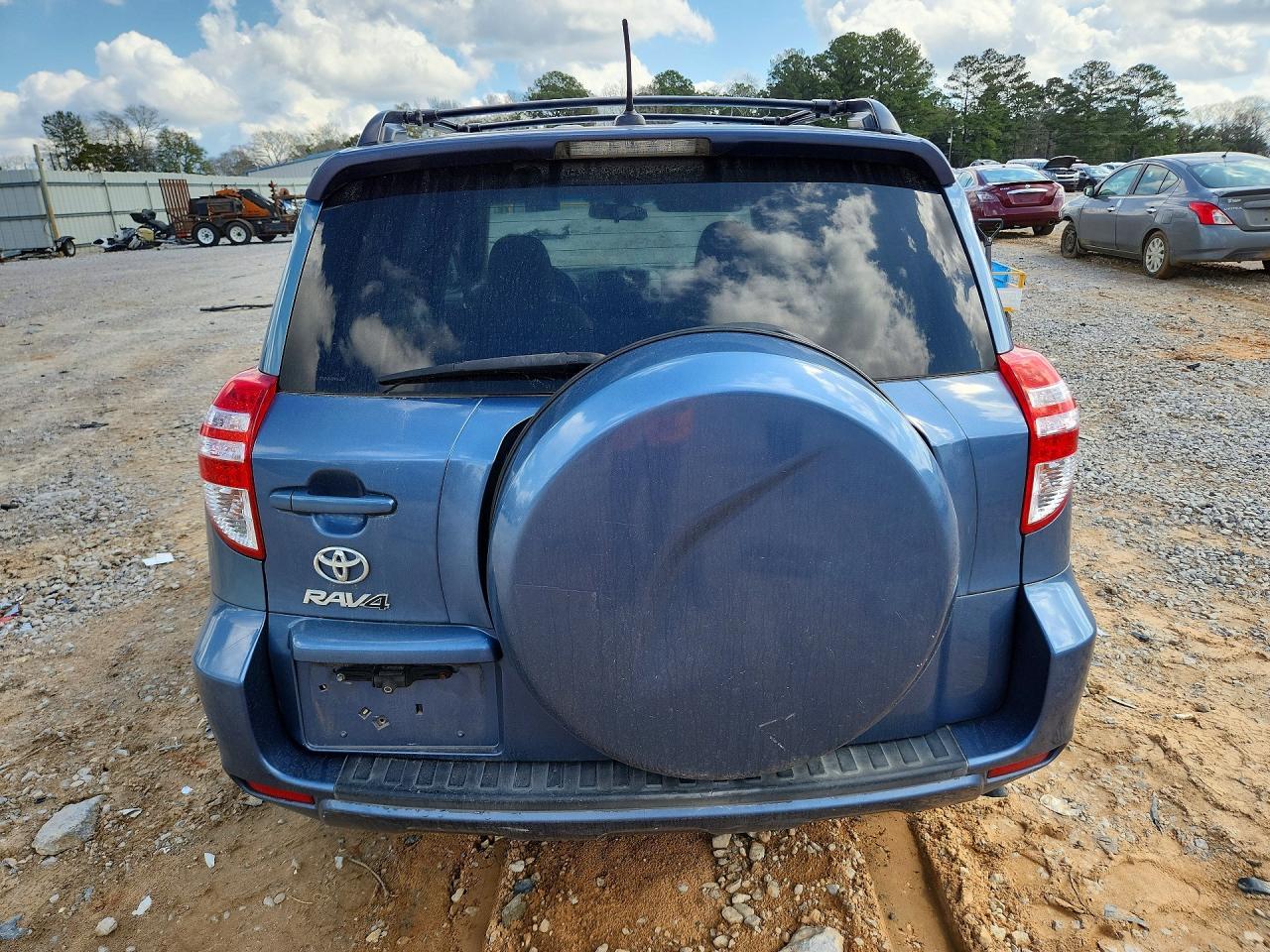 2011 TOYOTA RAV4
