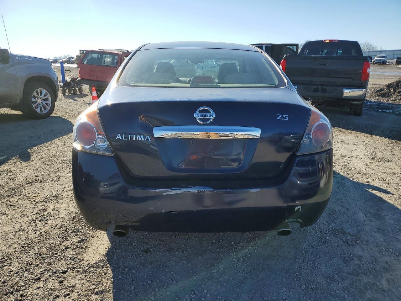 2010 NISSAN ALTIMA