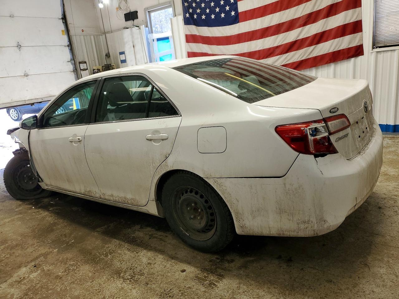 2014 TOYOTA CAMRY