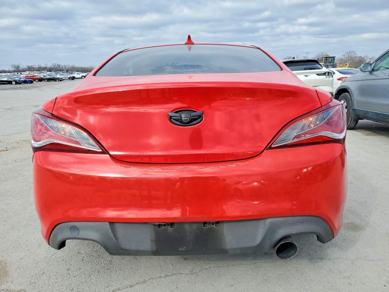 2013 HYUNDAI GENESIS