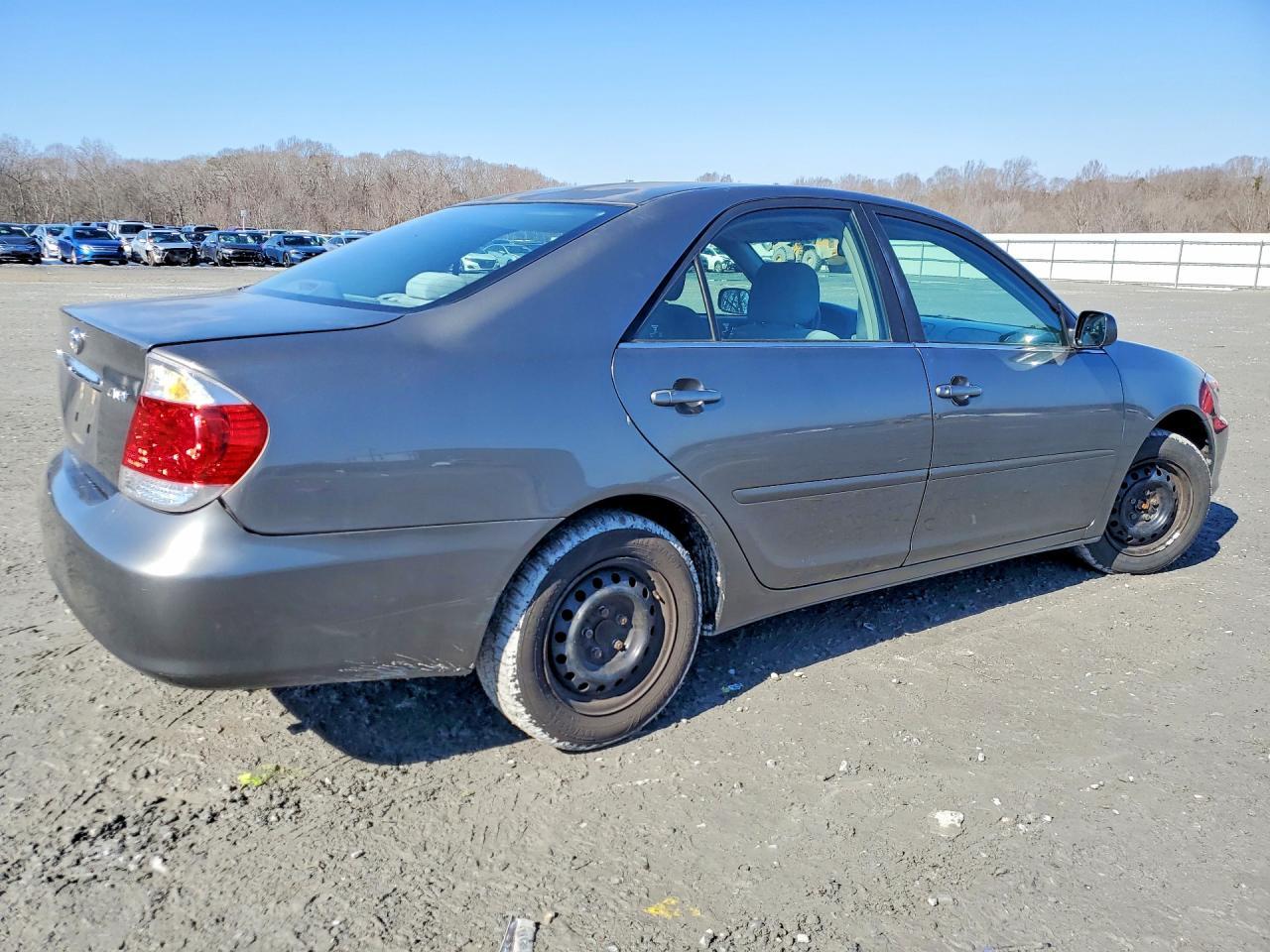 2005 TOYOTA CAMRY