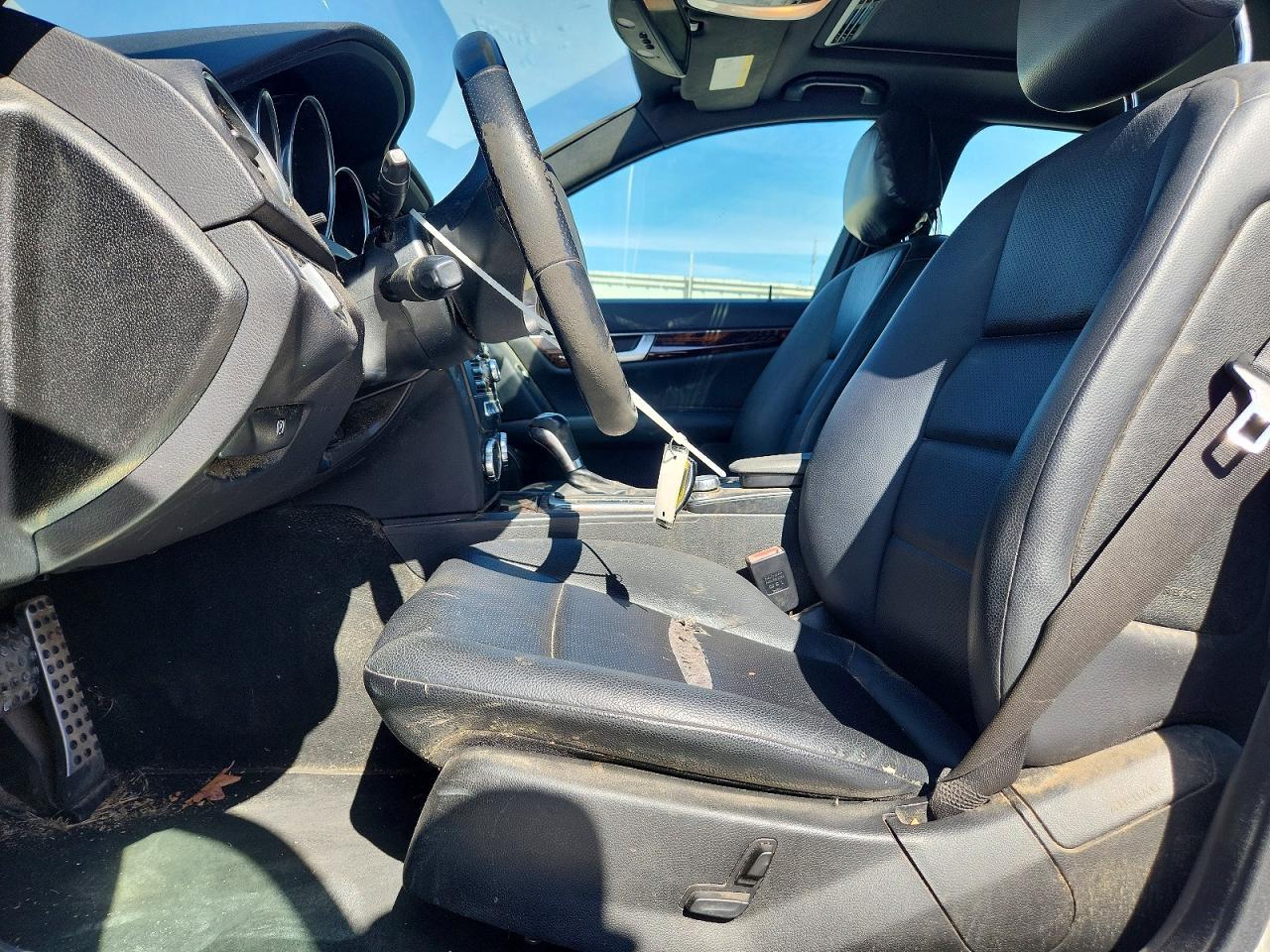 2012 MERCEDES-BENZ C-CLASS