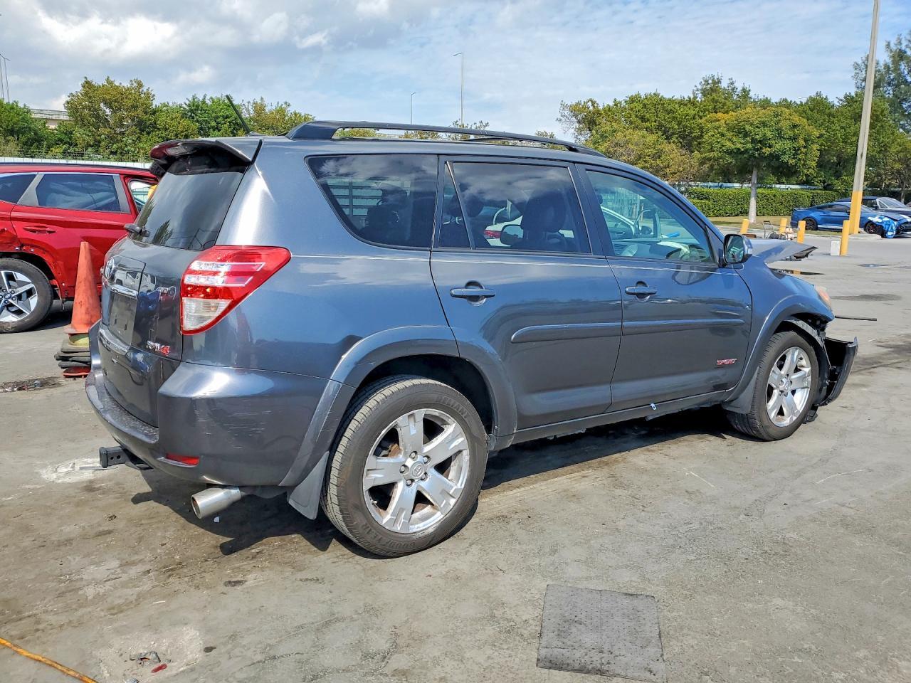 2009 TOYOTA RAV4