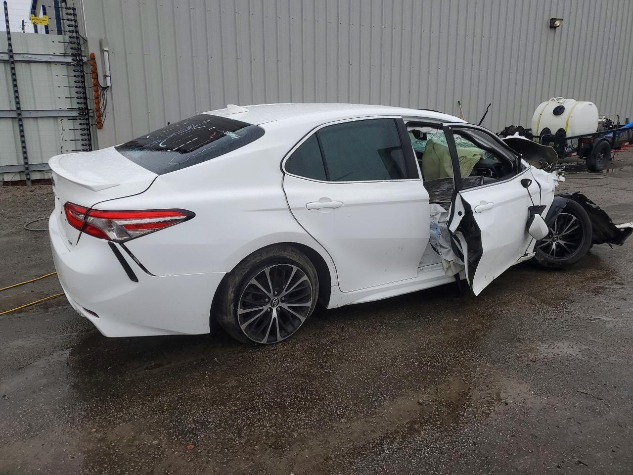 2019 TOYOTA CAMRY