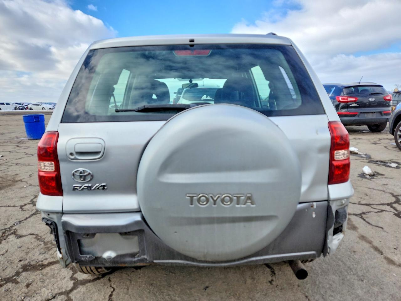 2005 TOYOTA RAV4