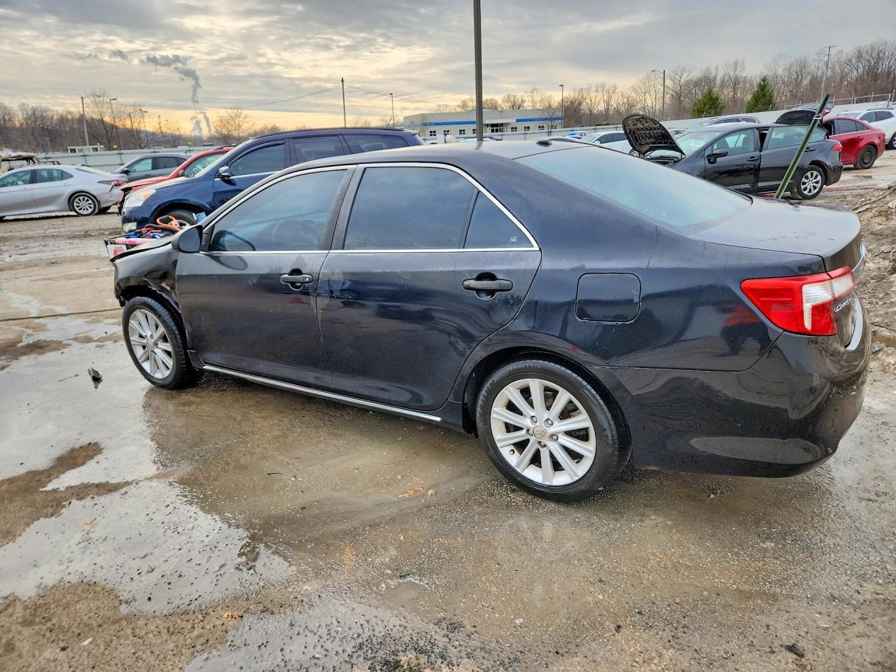 2012 TOYOTA CAMRY