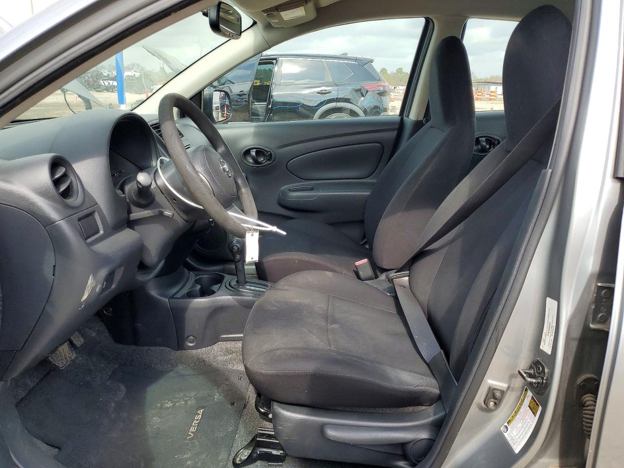 2013 NISSAN VERSA