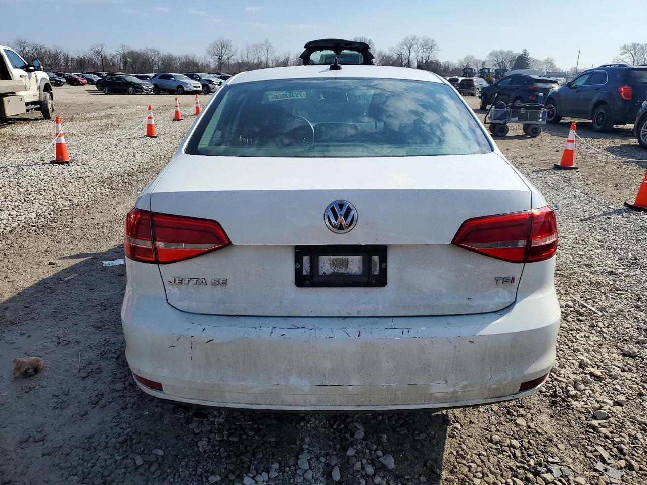 2015 VOLKSWAGEN JETTA