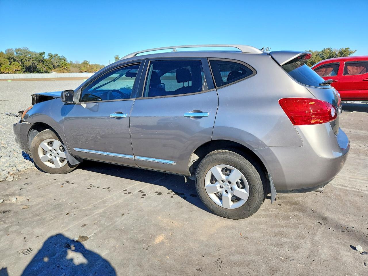 2014 NISSAN ROGUE