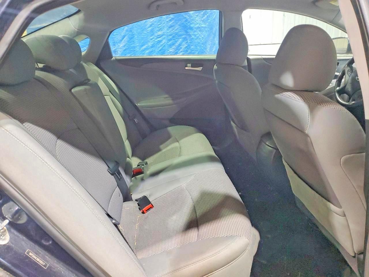 2011 HYUNDAI SONATA