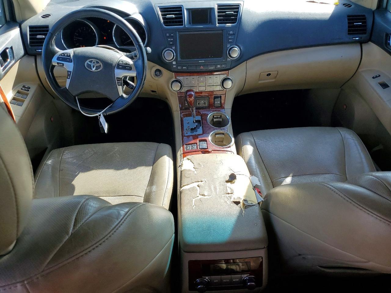 2012 TOYOTA HIGHLANDER