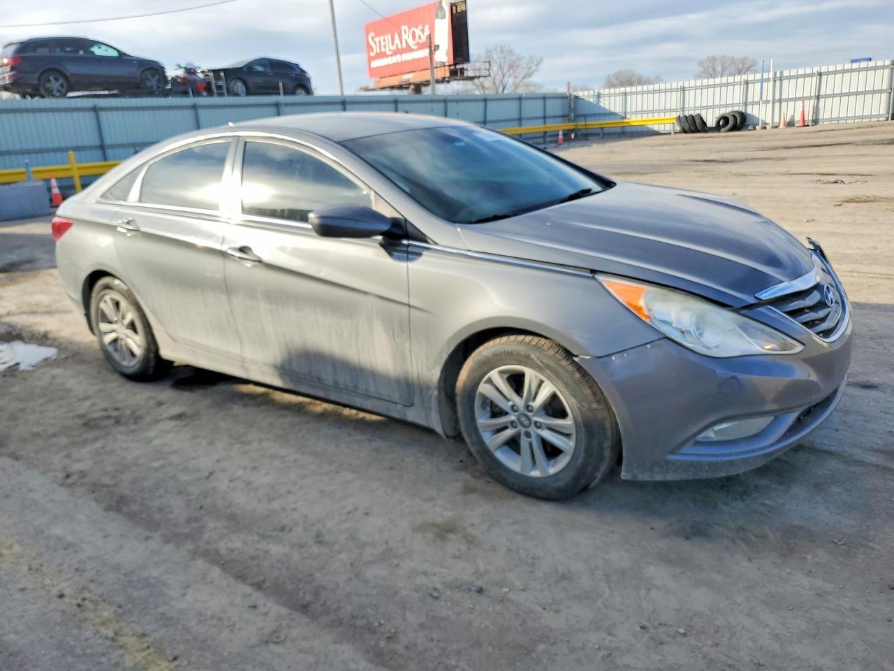 2013 HYUNDAI SONATA