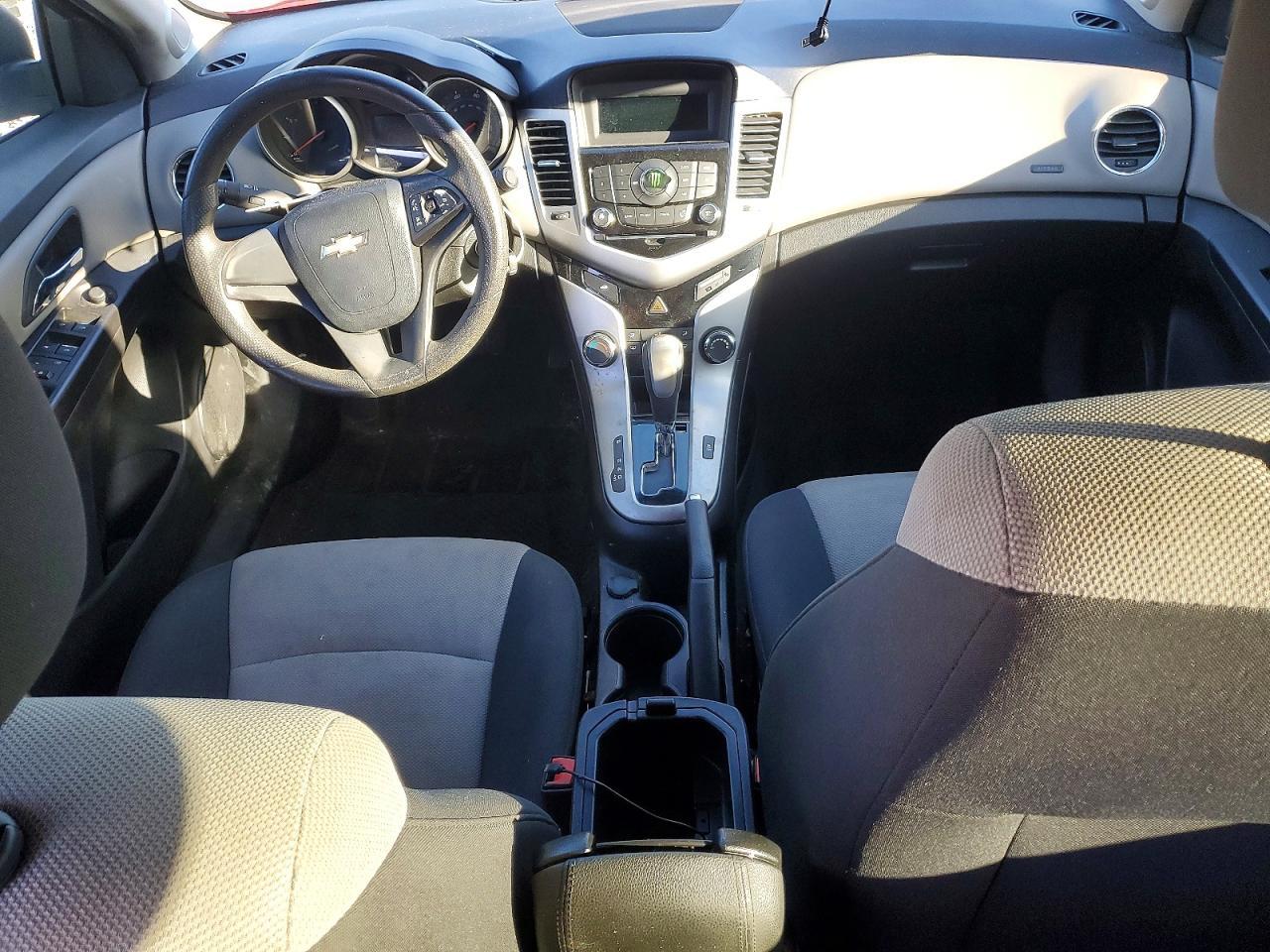 2015 CHEVROLET CRUZE