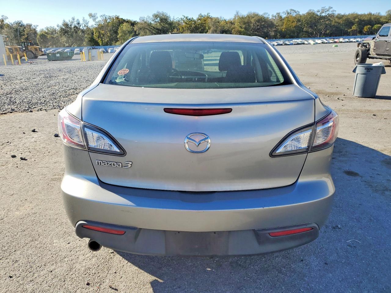 2010 MAZDA 3
