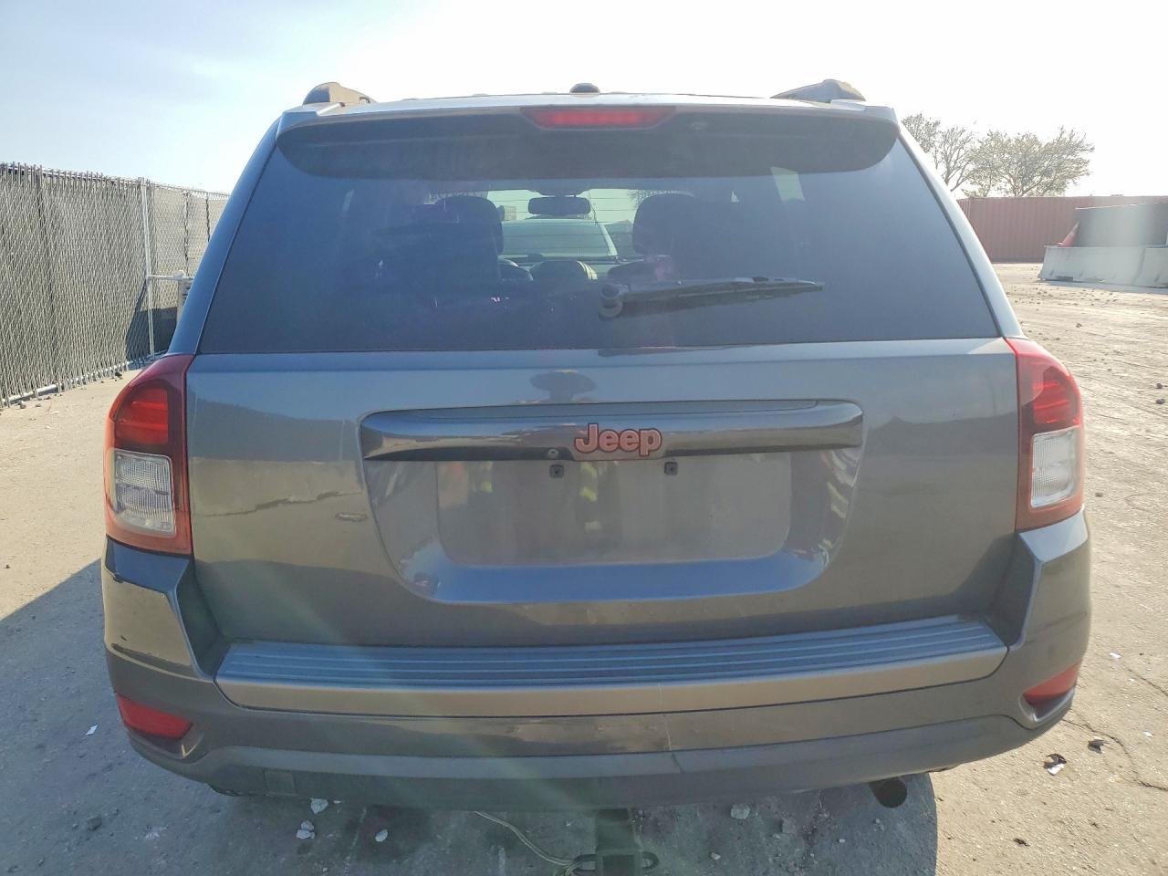2016 JEEP Compass