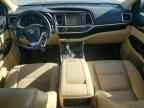 2016 TOYOTA HIGHLANDER