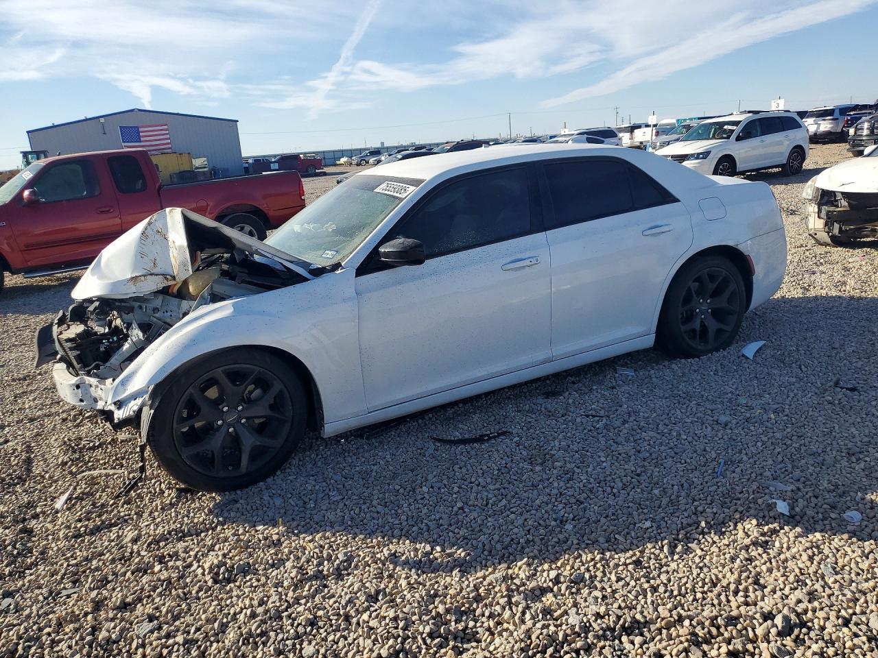 2022 CHRYSLER 300
