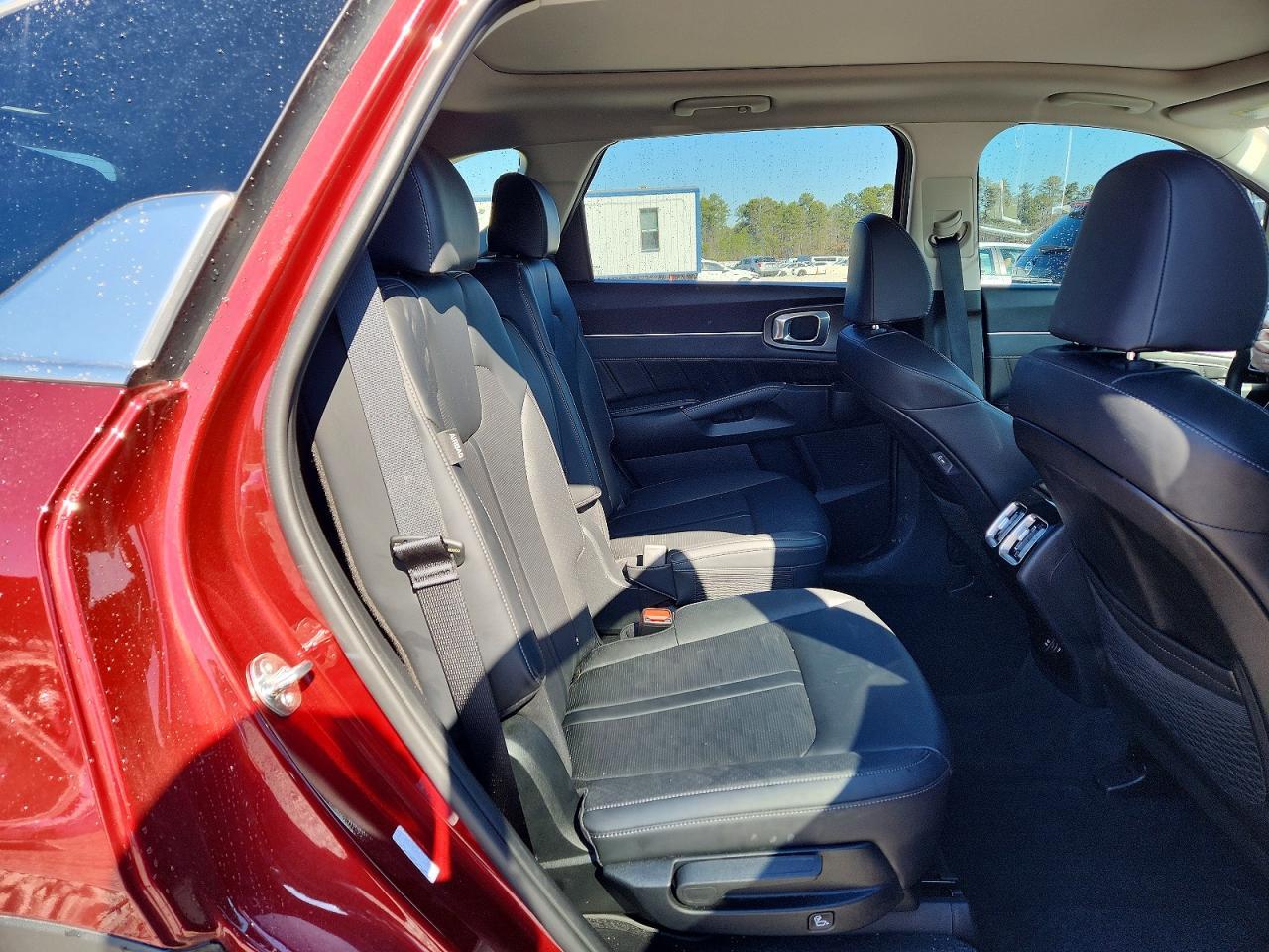2025 KIA SORENTO