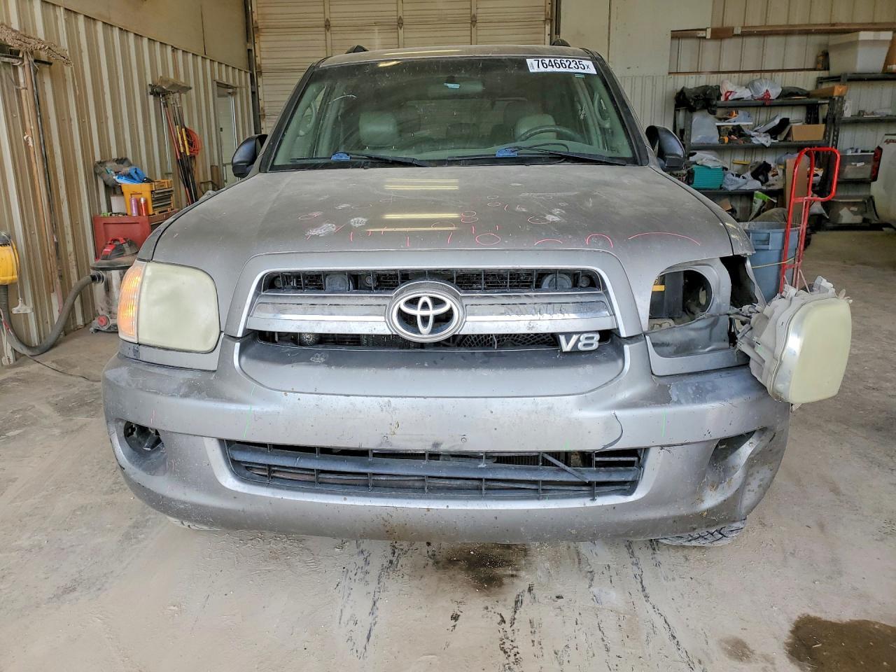 2006 TOYOTA Sequoia