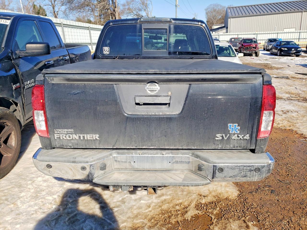 2015 NISSAN Frontier
