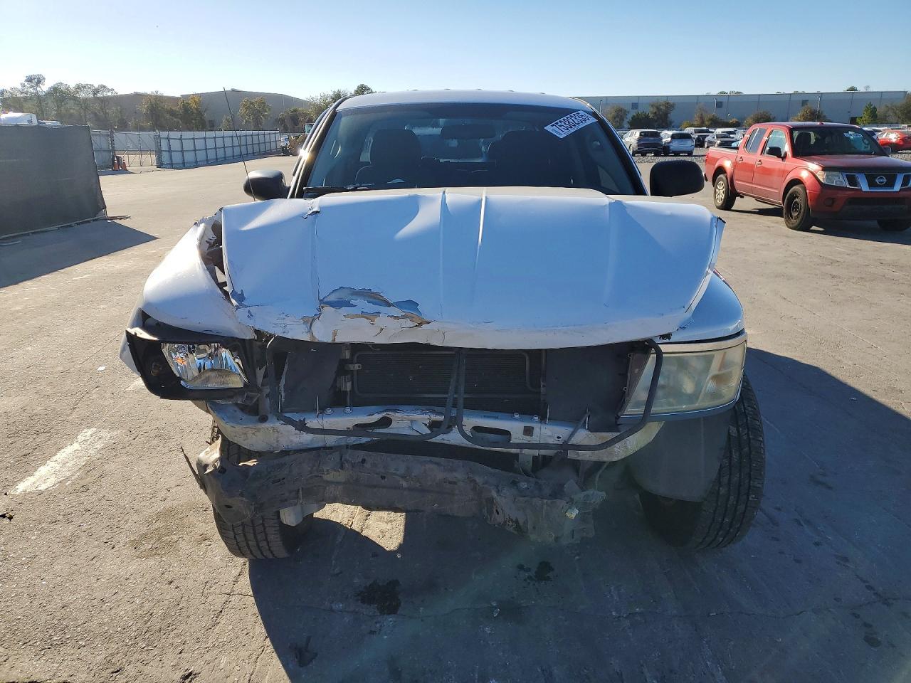2011 DODGE Dakota