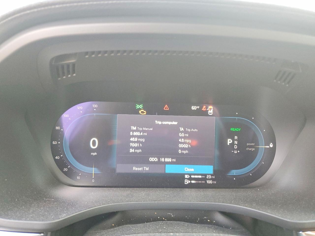 2024 VOLVO XC60