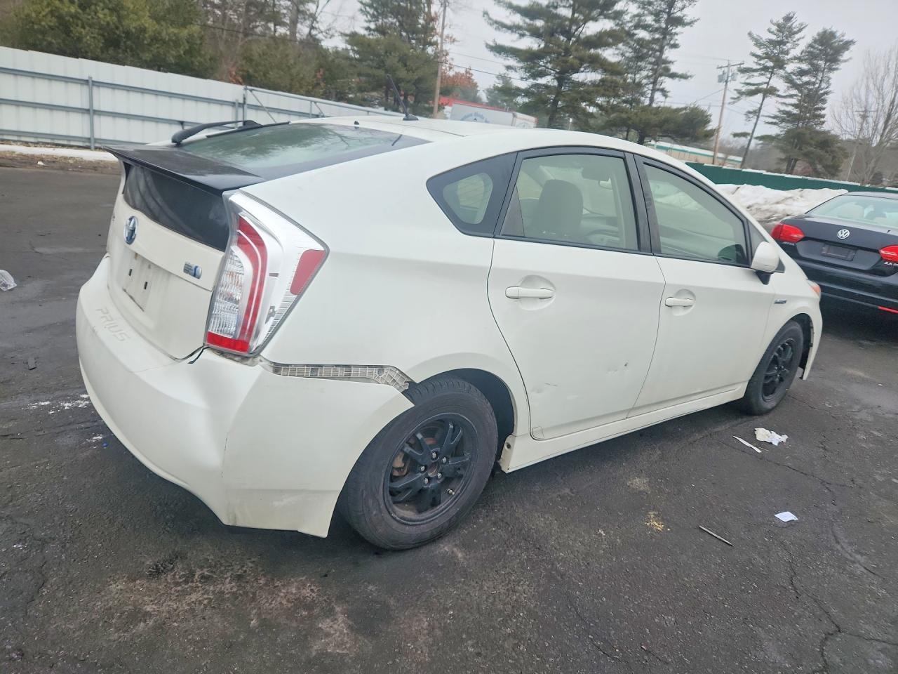 2015 TOYOTA PRIUS