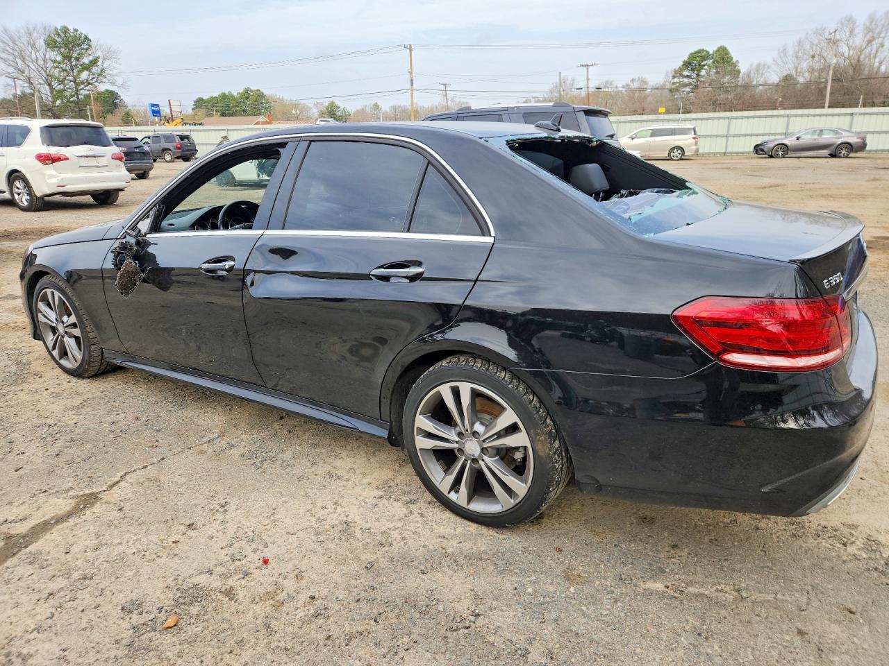 2016 MERCEDES-BENZ E-Class