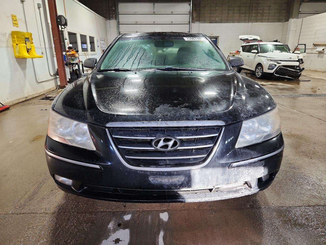 2009 HYUNDAI SONATA