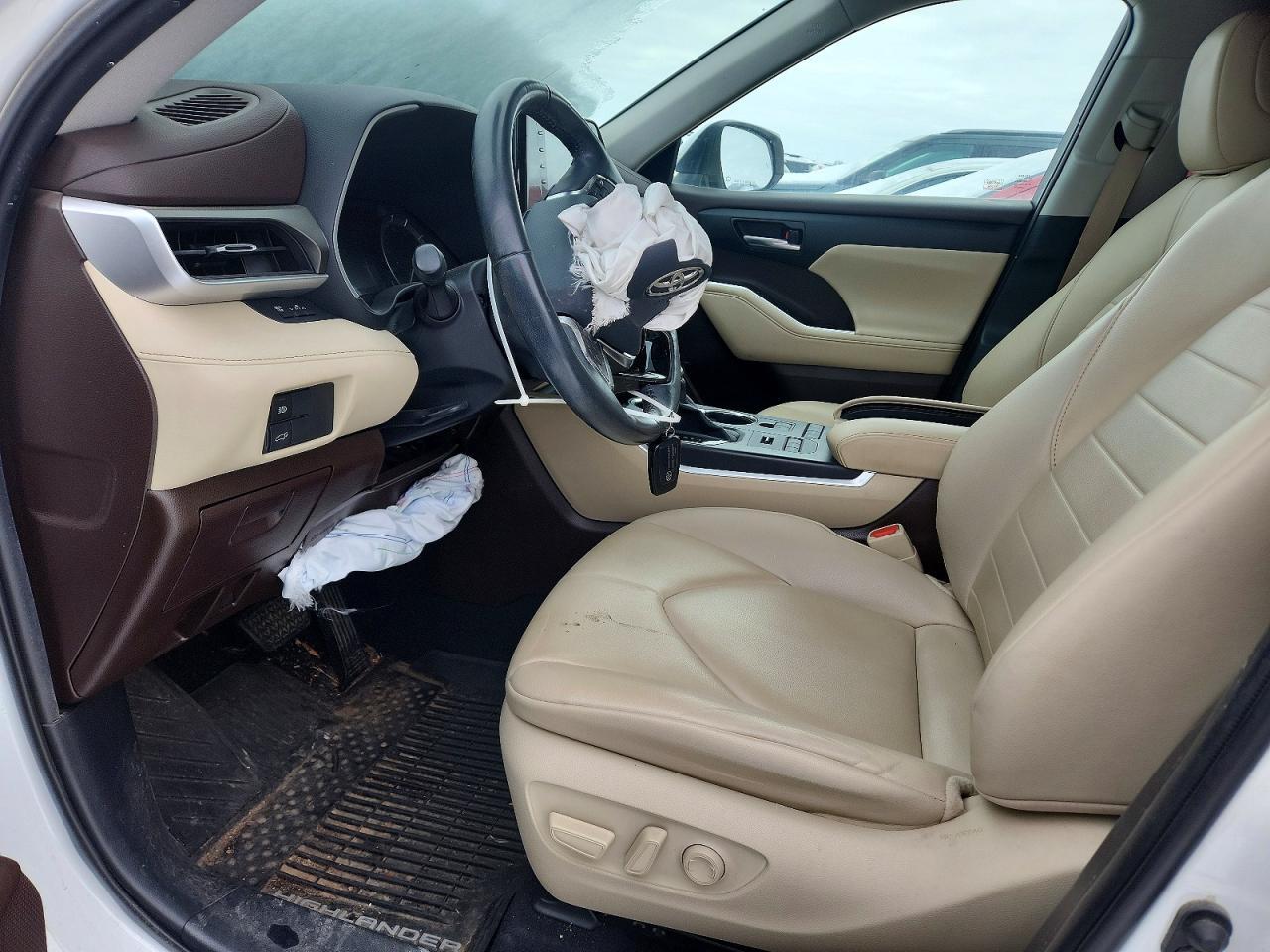 2020 TOYOTA HIGHLANDER