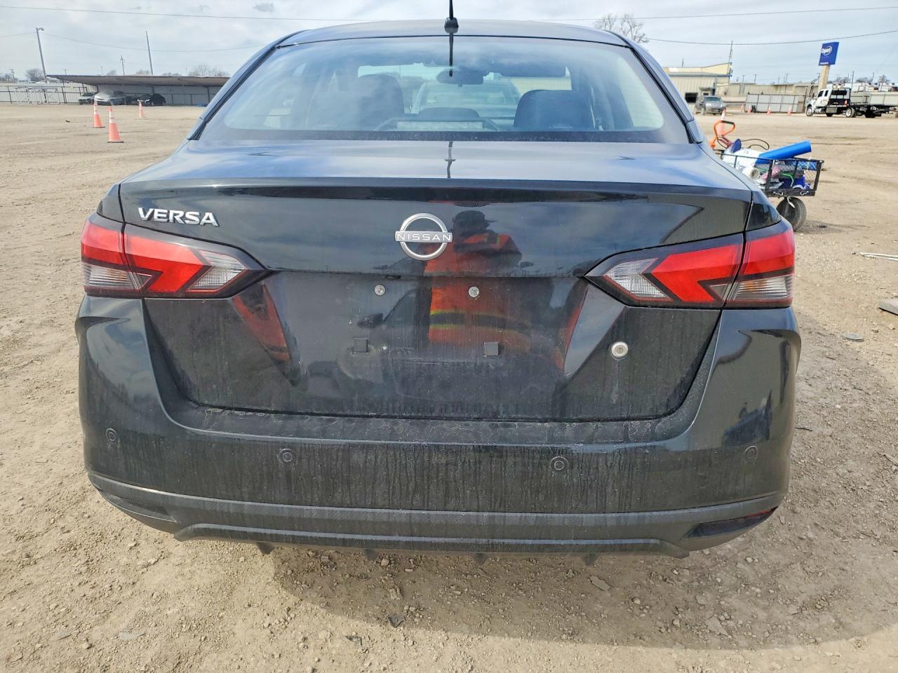 2024 NISSAN VERSA