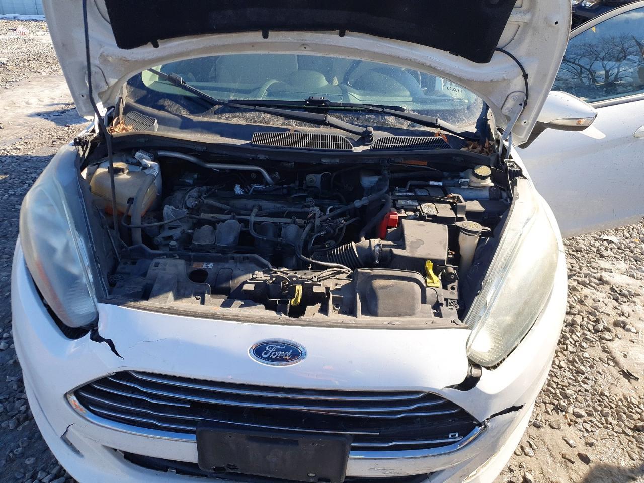 2016 FORD Fiesta