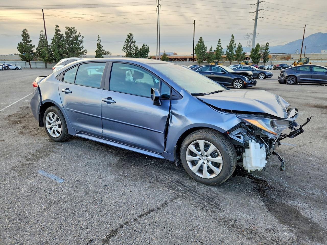 2025 TOYOTA COROLLA