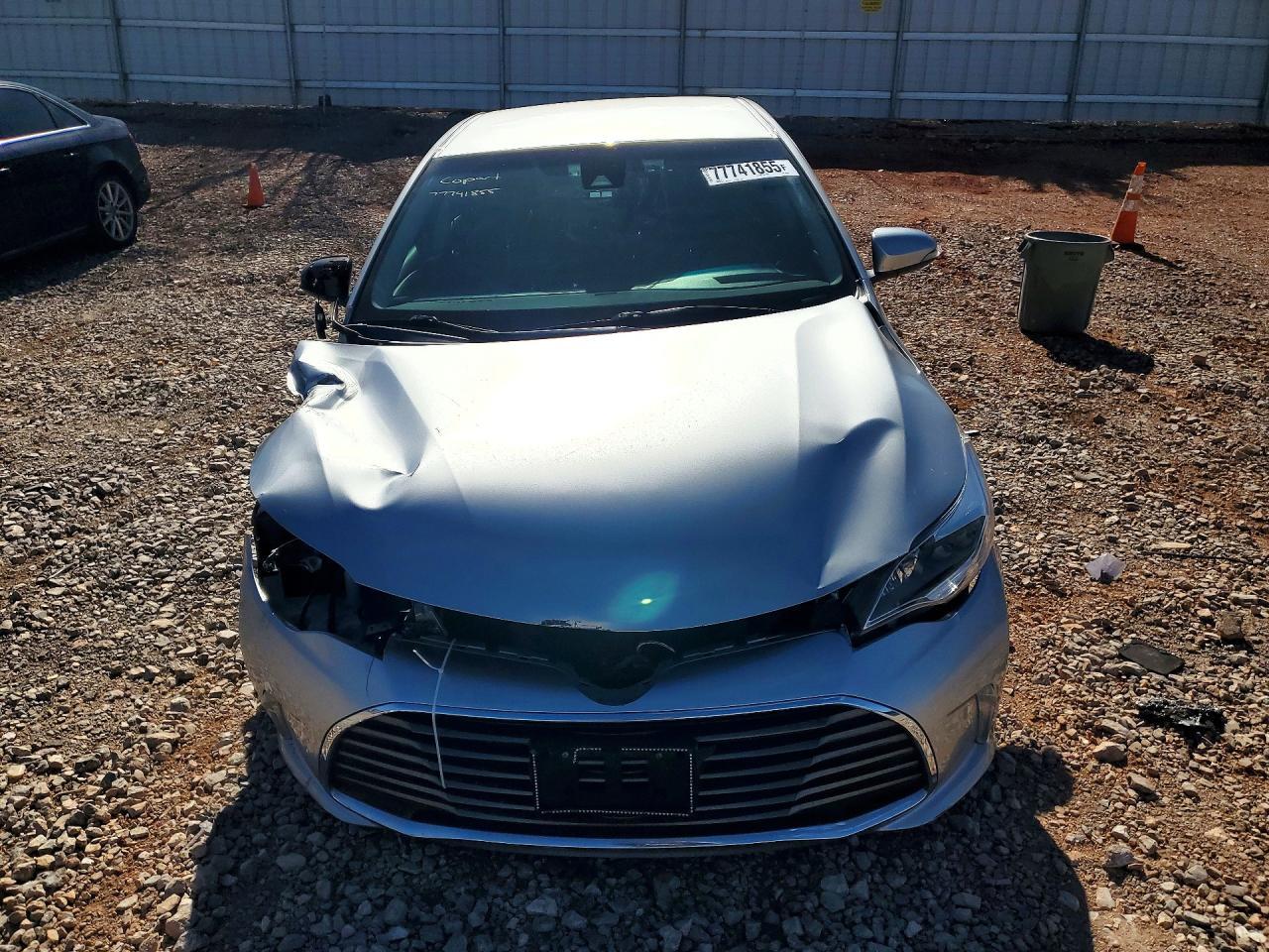 2017 TOYOTA Avalon