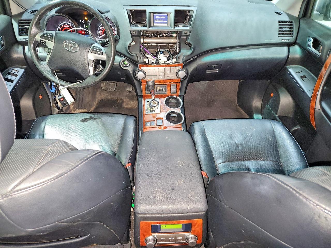2012 TOYOTA HIGHLANDER
